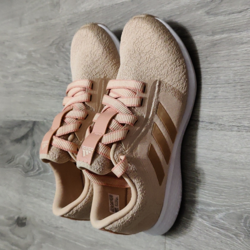 NWOB Adidas Women's Edge Lux 4 Running Sneaker Beautiful Peach Colored Trainer - Picture 5 of 11